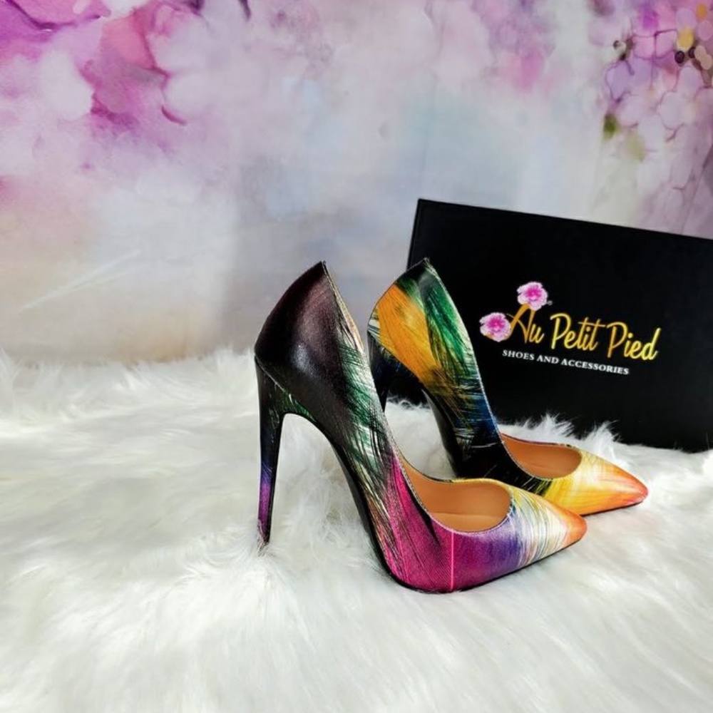 Multicolor heels